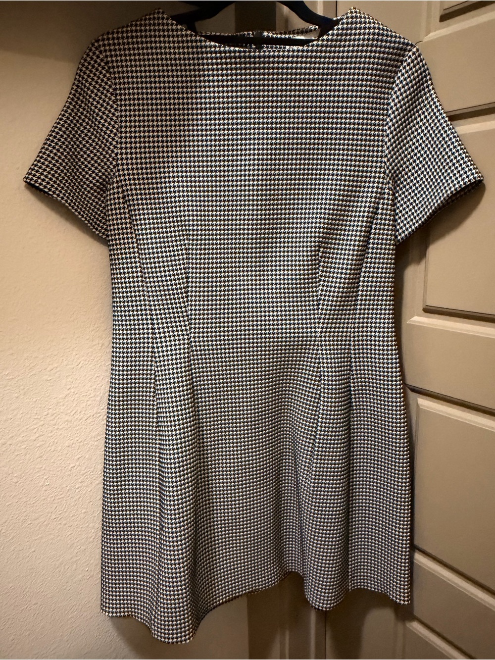 Zara Tailored Black and White Houndstooth Fit-and-Flare Dress - Picture 4 of 8